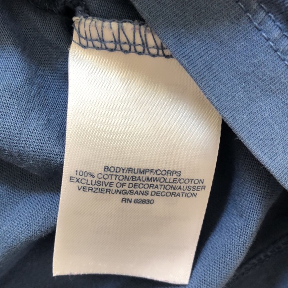 Lands’ End bundle. A long sleeve flipy tee and a sweater. T is large sweater XL. - Picture 13 of 13